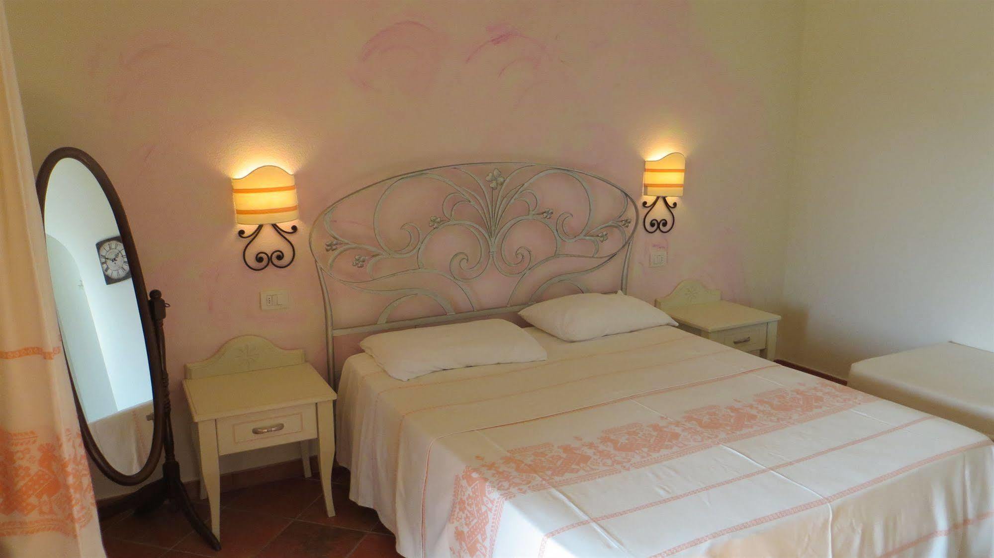 Il Viandante Hotel ซาน เตโอโดโร ภายนอก รูปภาพ